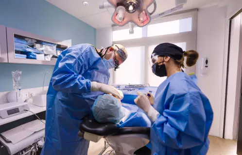 bloc operatoire au cabinet dentaire du Dr Charles Malthieu
